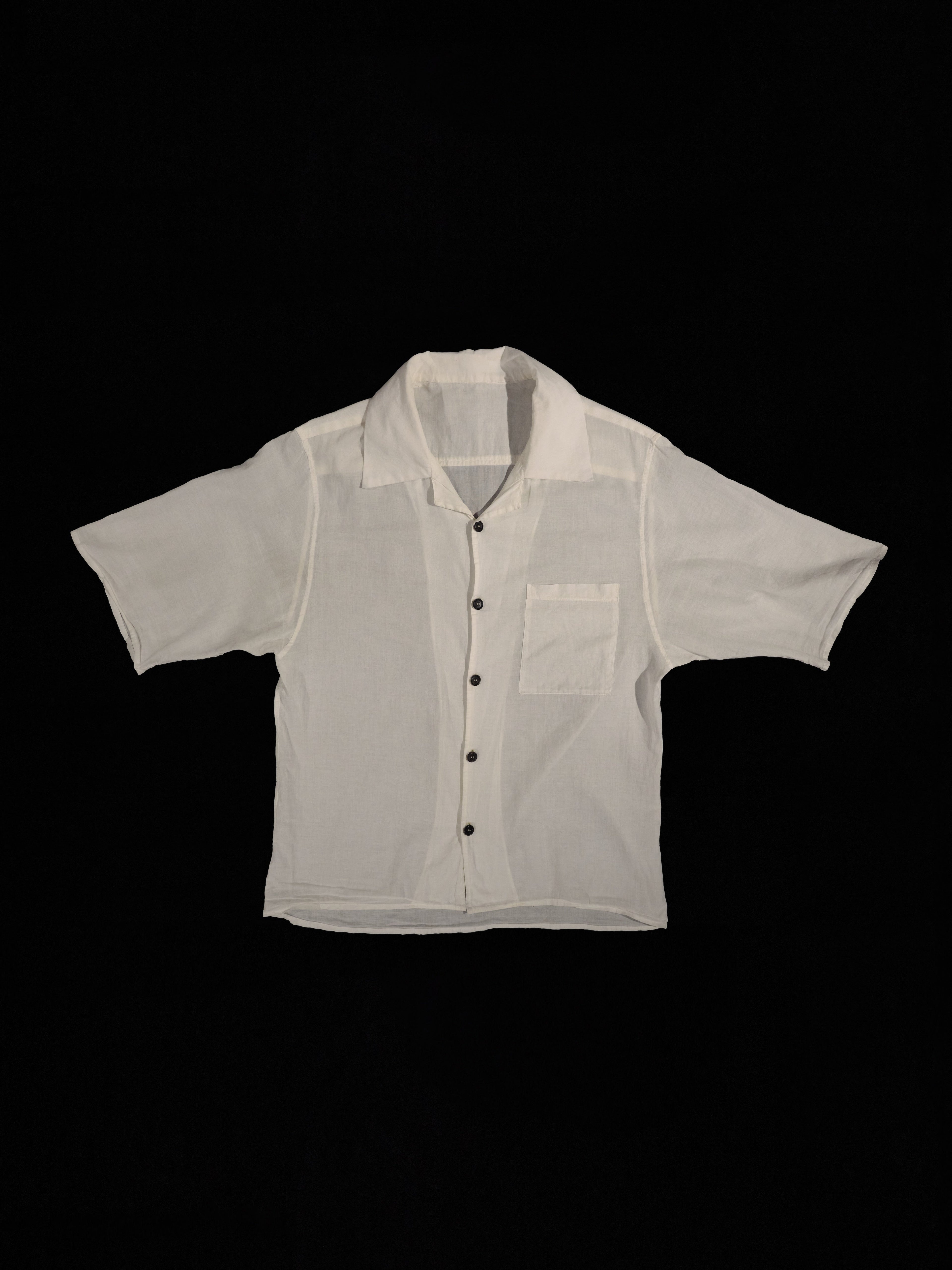 Fine short sleeve button down