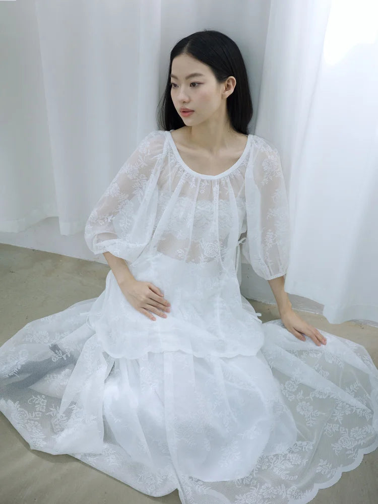 Rochelle Puff Sleeves Blouse - White Lace