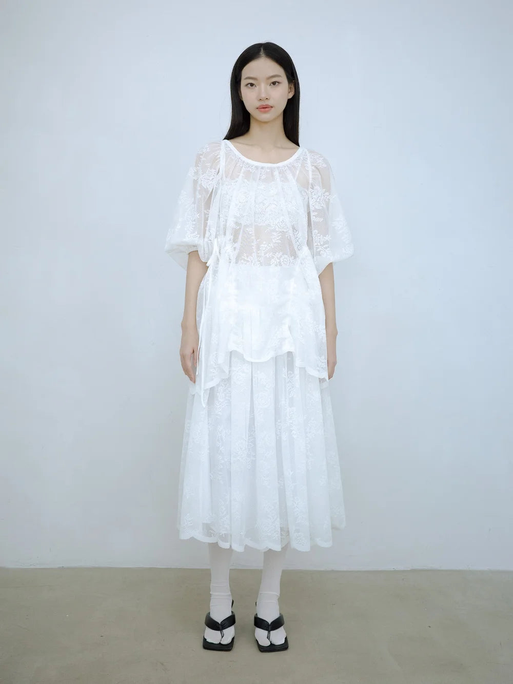 Rochelle Puff Sleeves Blouse - White Lace