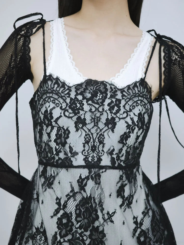 Sia Asymmetric Open-Back Camisole - Black Lace