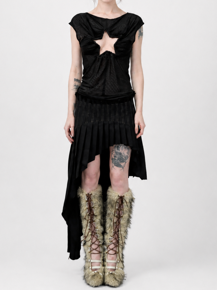 Star Cut Out Top Black