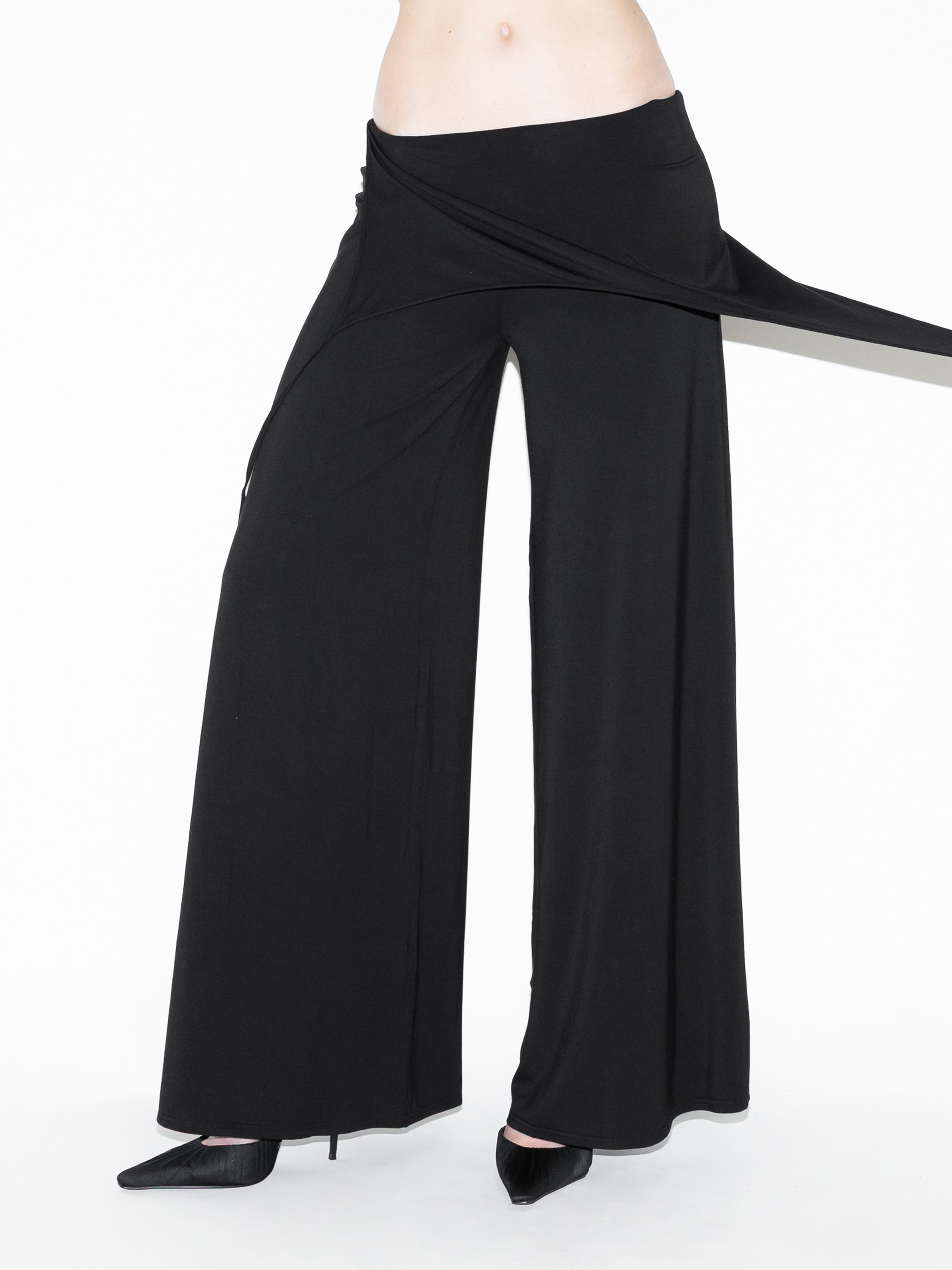 Draped Bat Pant Black