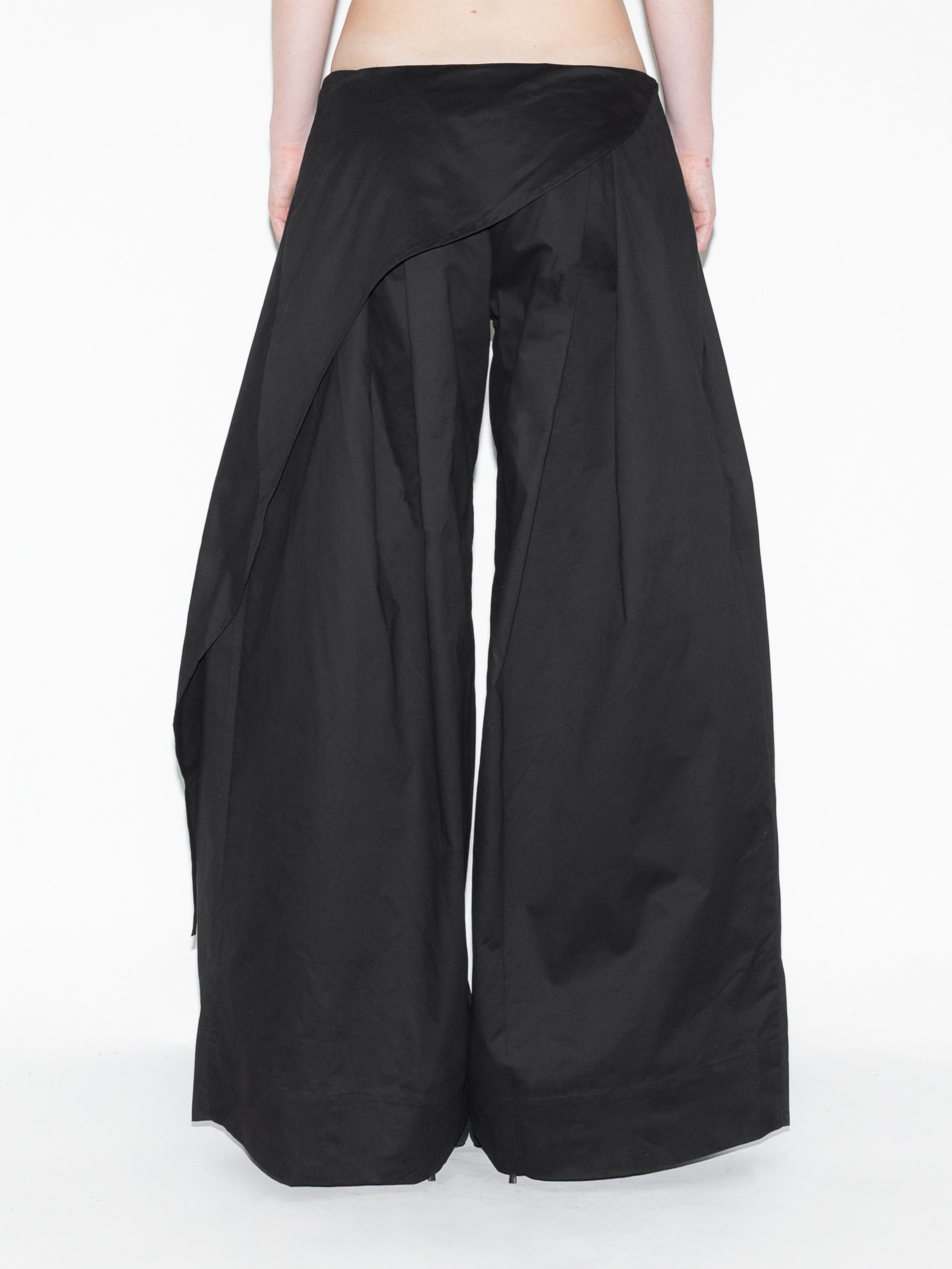 Woven Bat Point Pants