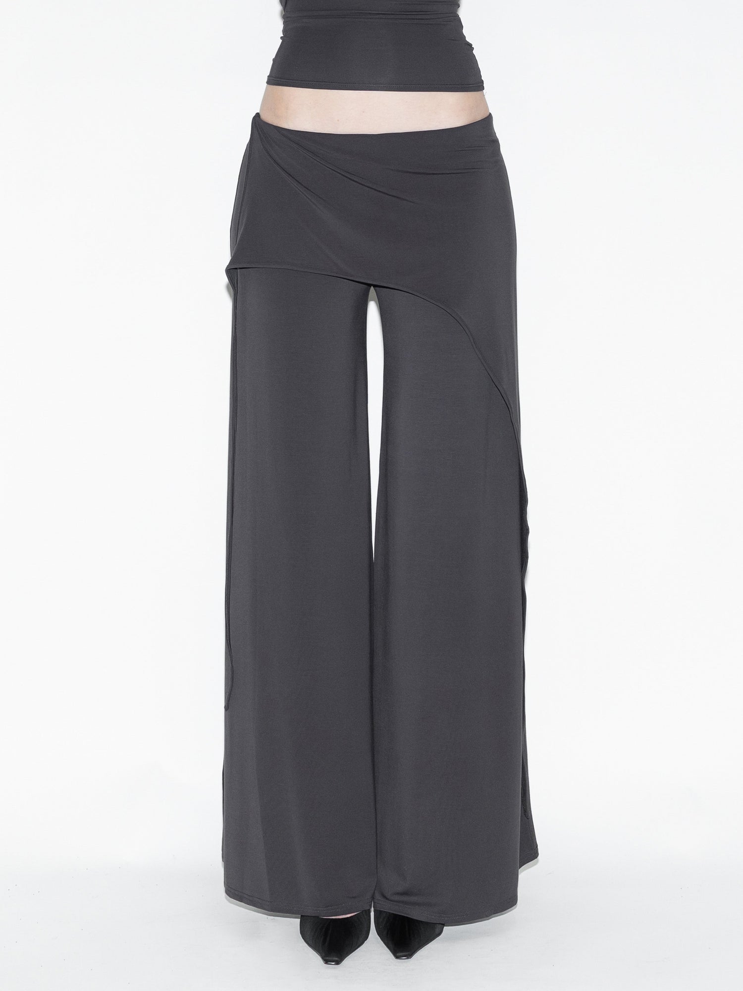 Draped Bat Pants Gray