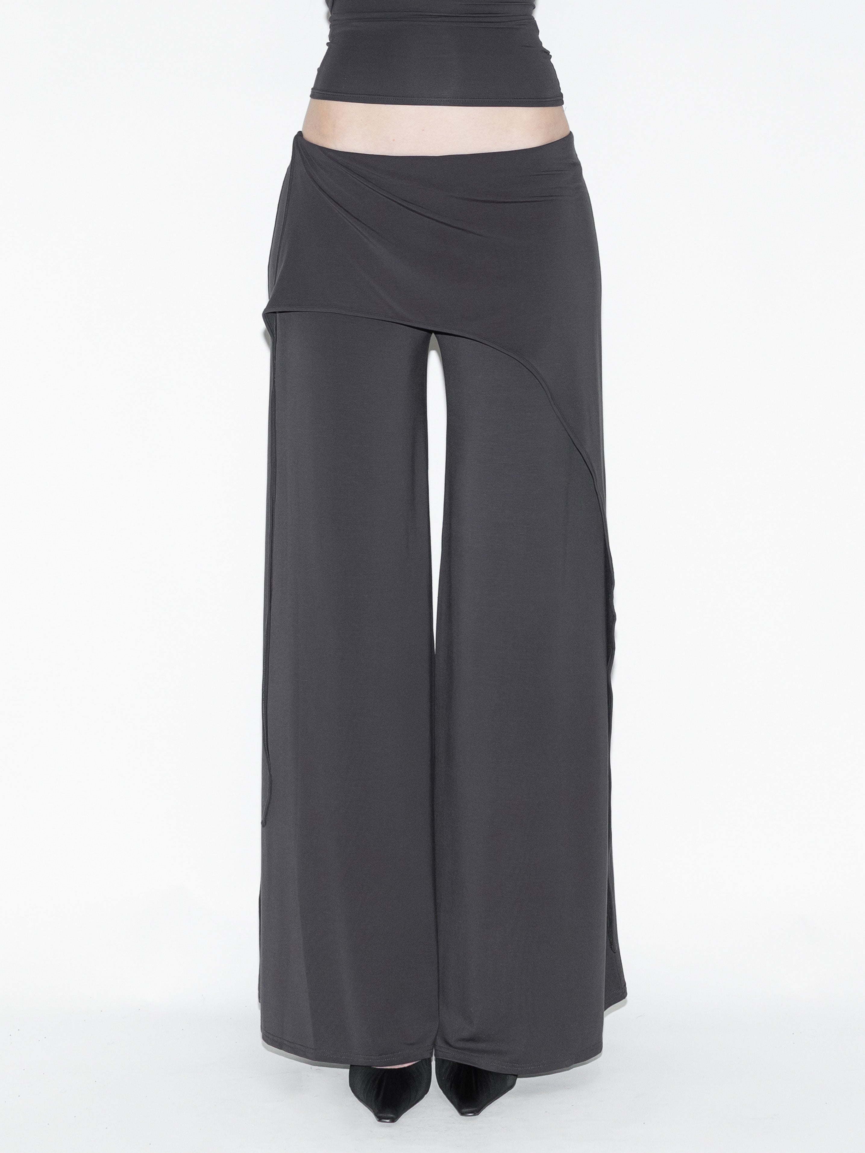 Draped Bat Pants Gray