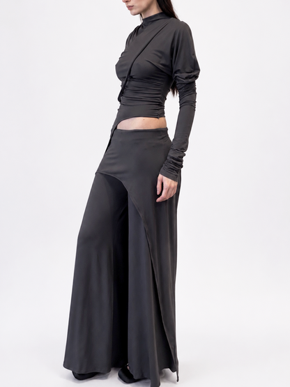 Bat point wide pants