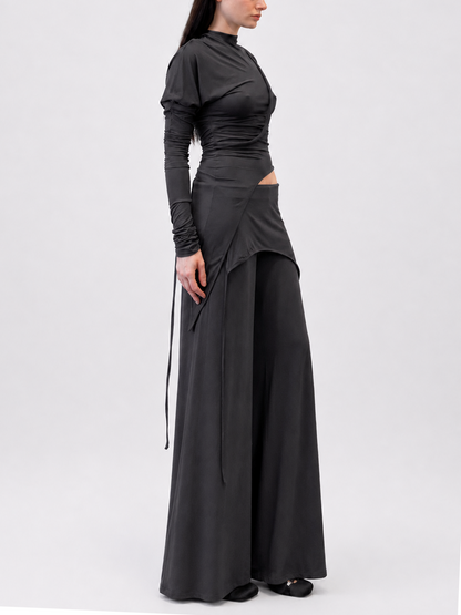 Bat point wide pants