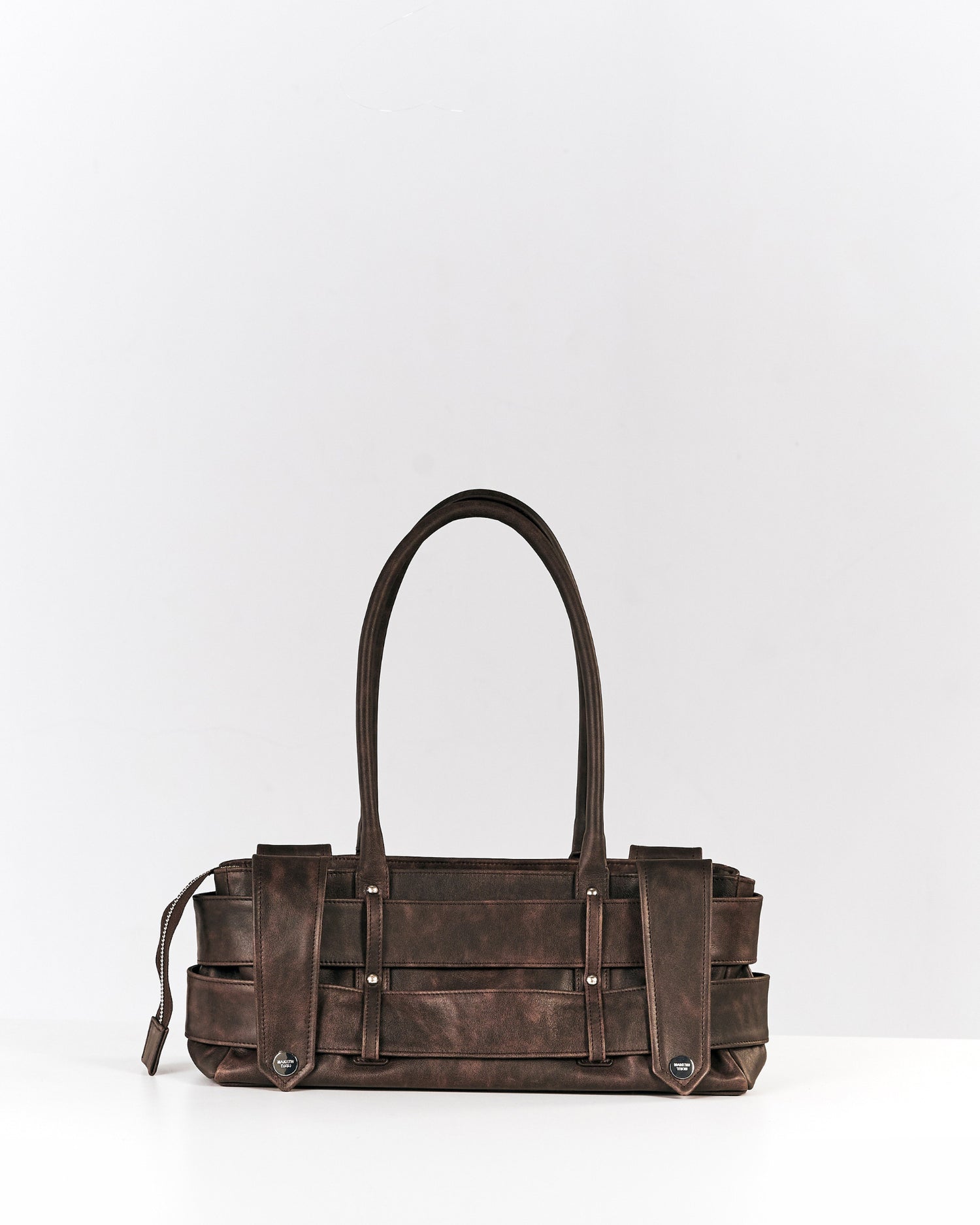 Lewis Parallelo Distressed Brown