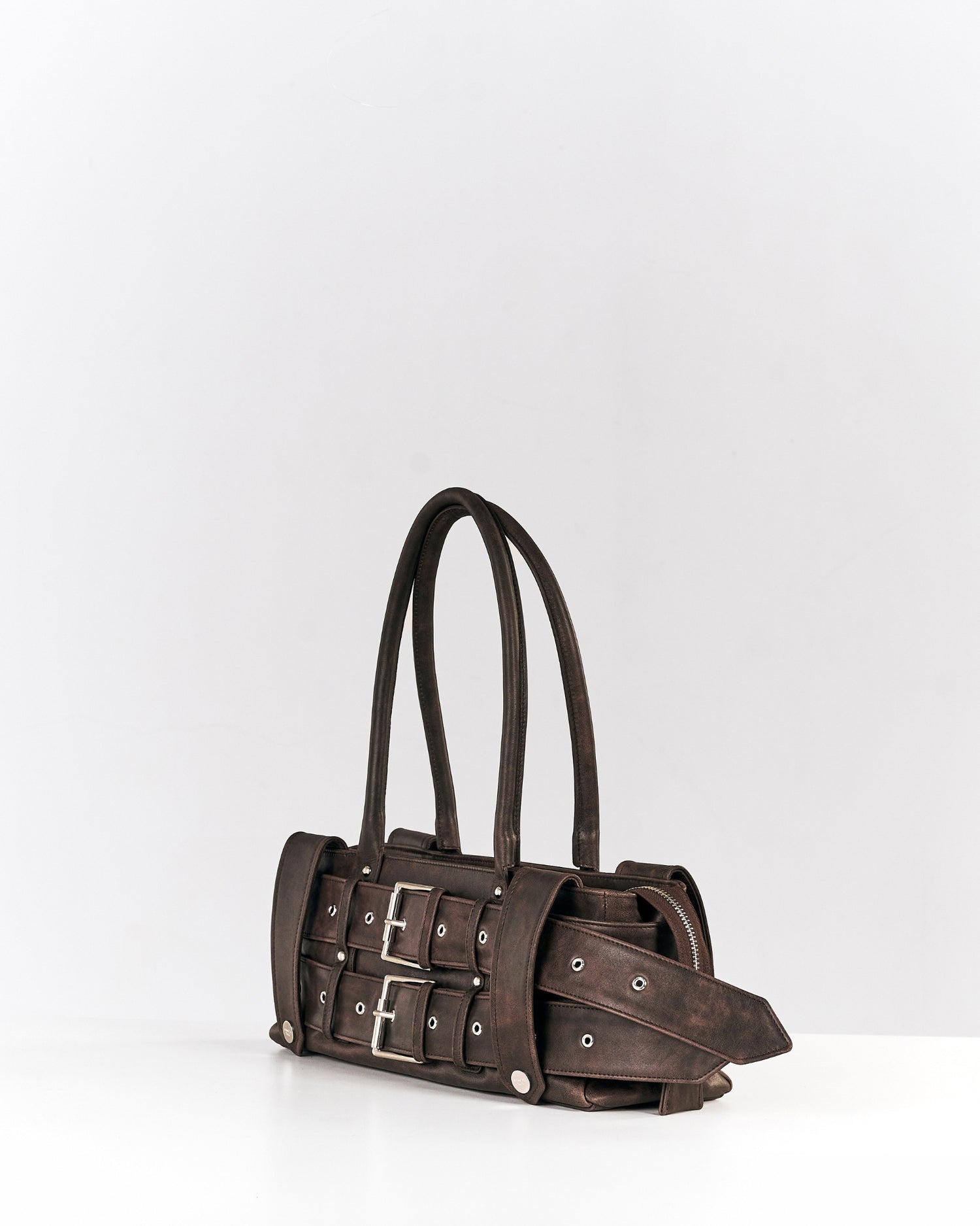 Lewis Parallelo Distressed Brown