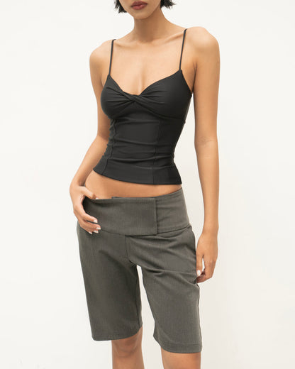 OUTER CONTROL KNEE LENGTH SHORTS