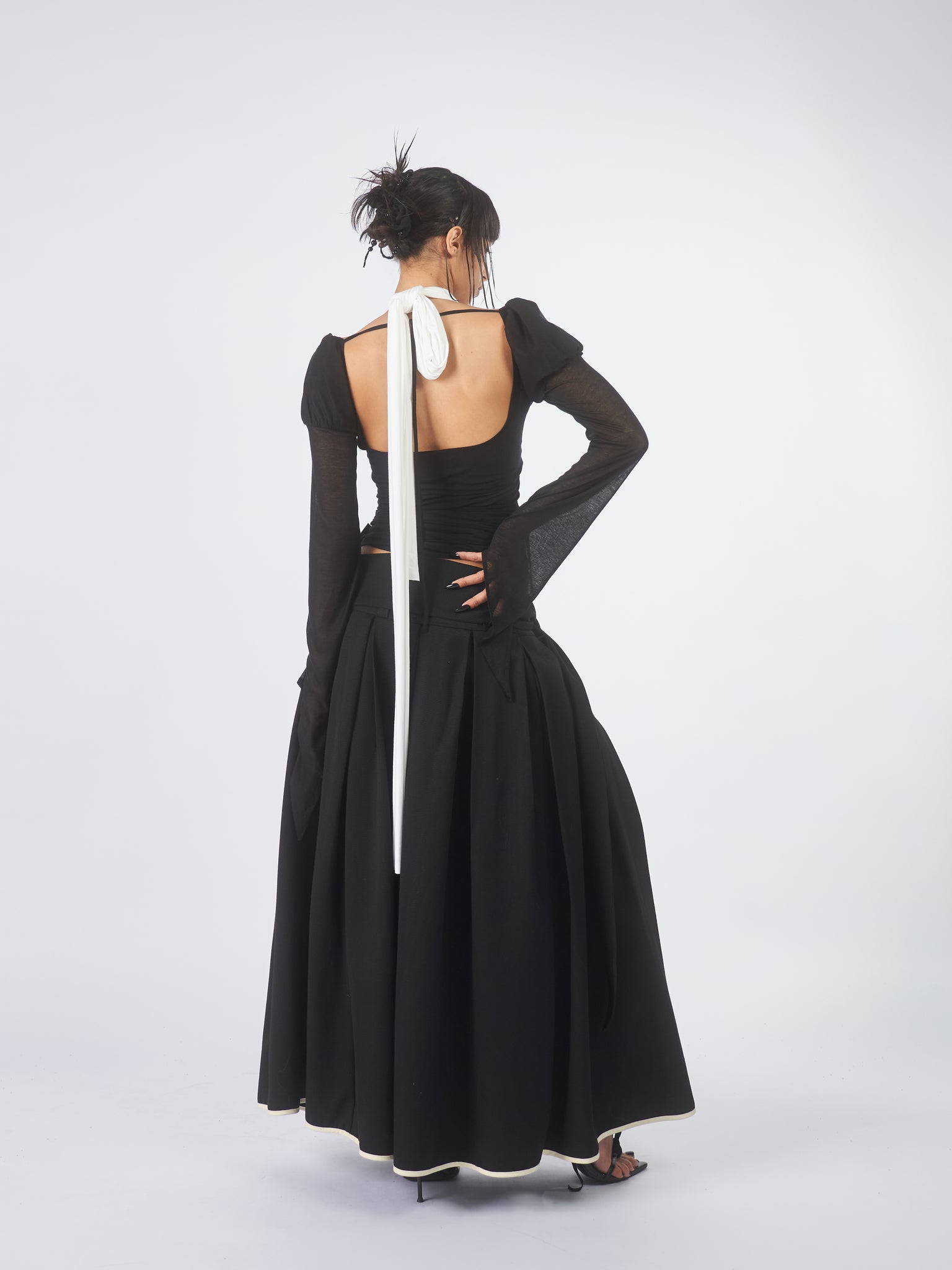 [Pre-Order] Heirloom I Pleated Skirt