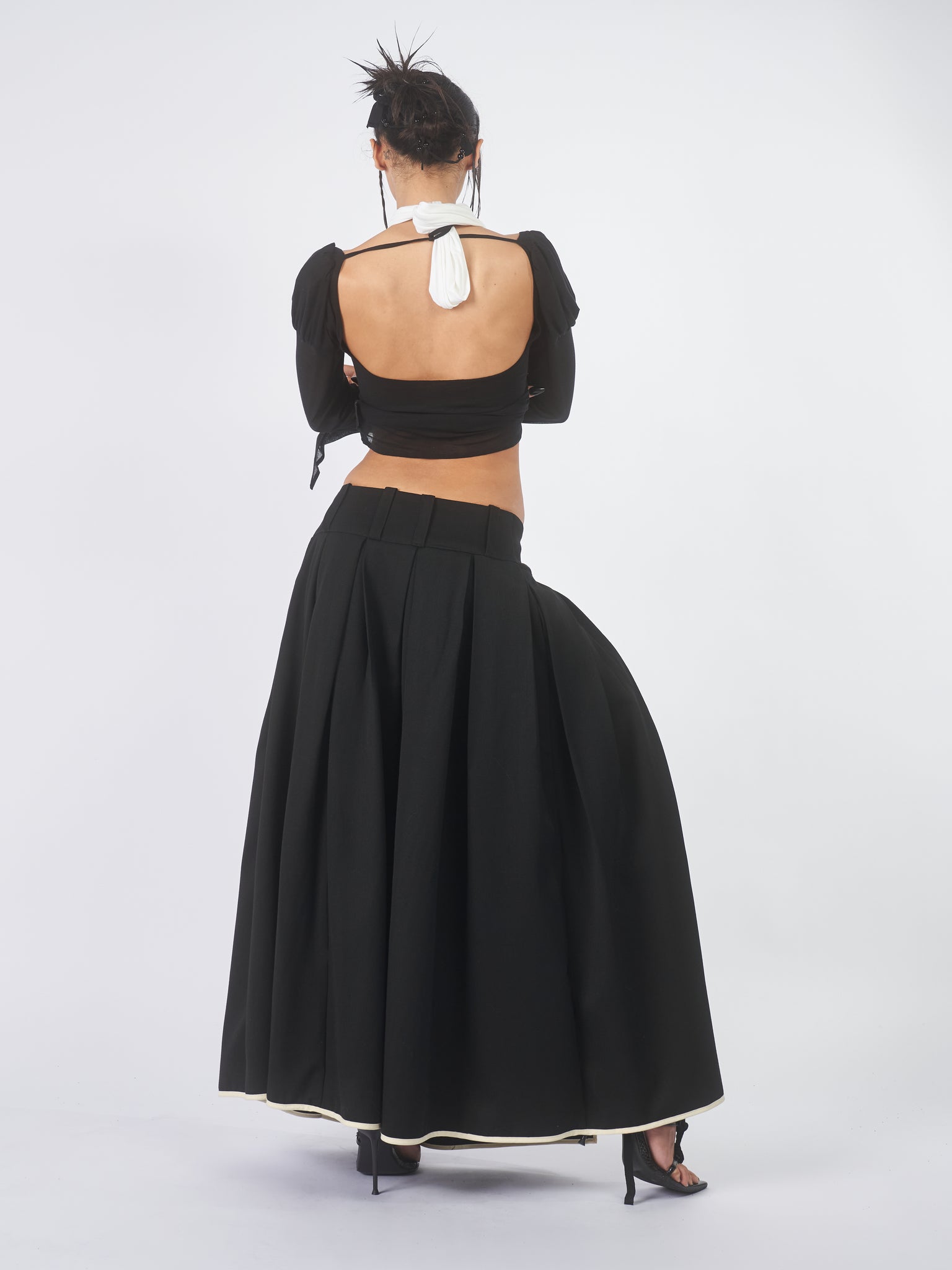 [Pre-Order] Heirloom I Pleated Skirt