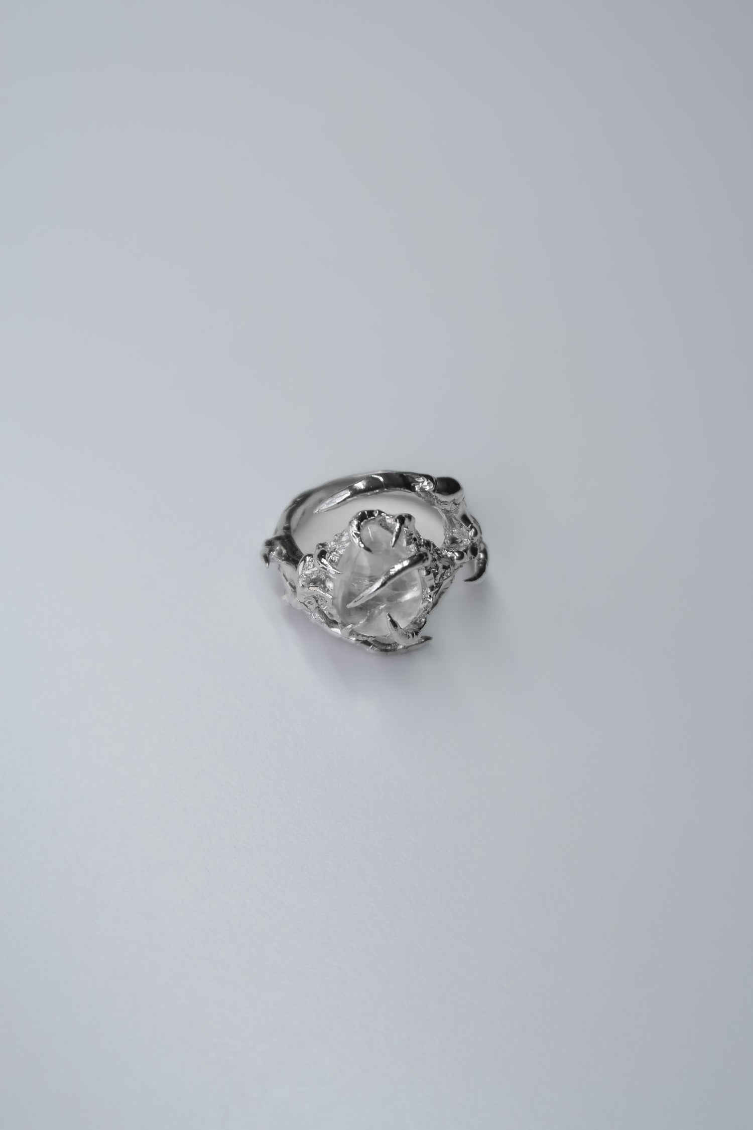 Knoll quartz ring