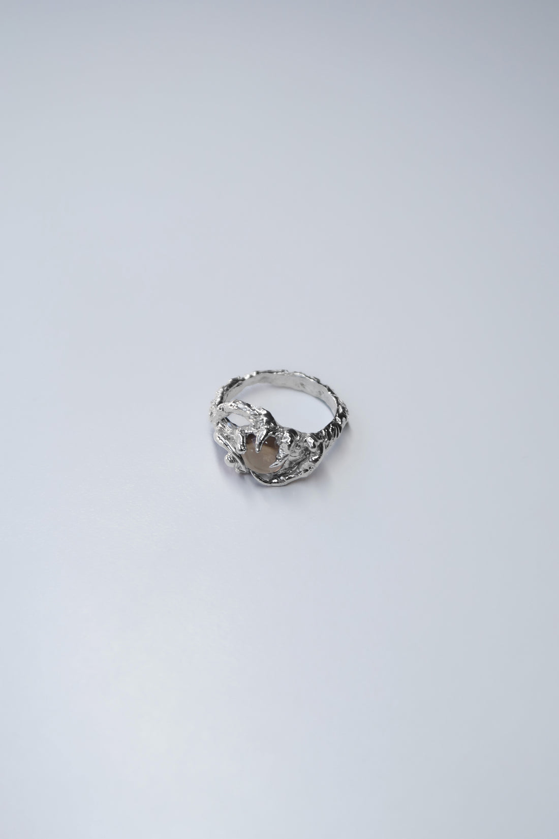 Mettle Quartz ring