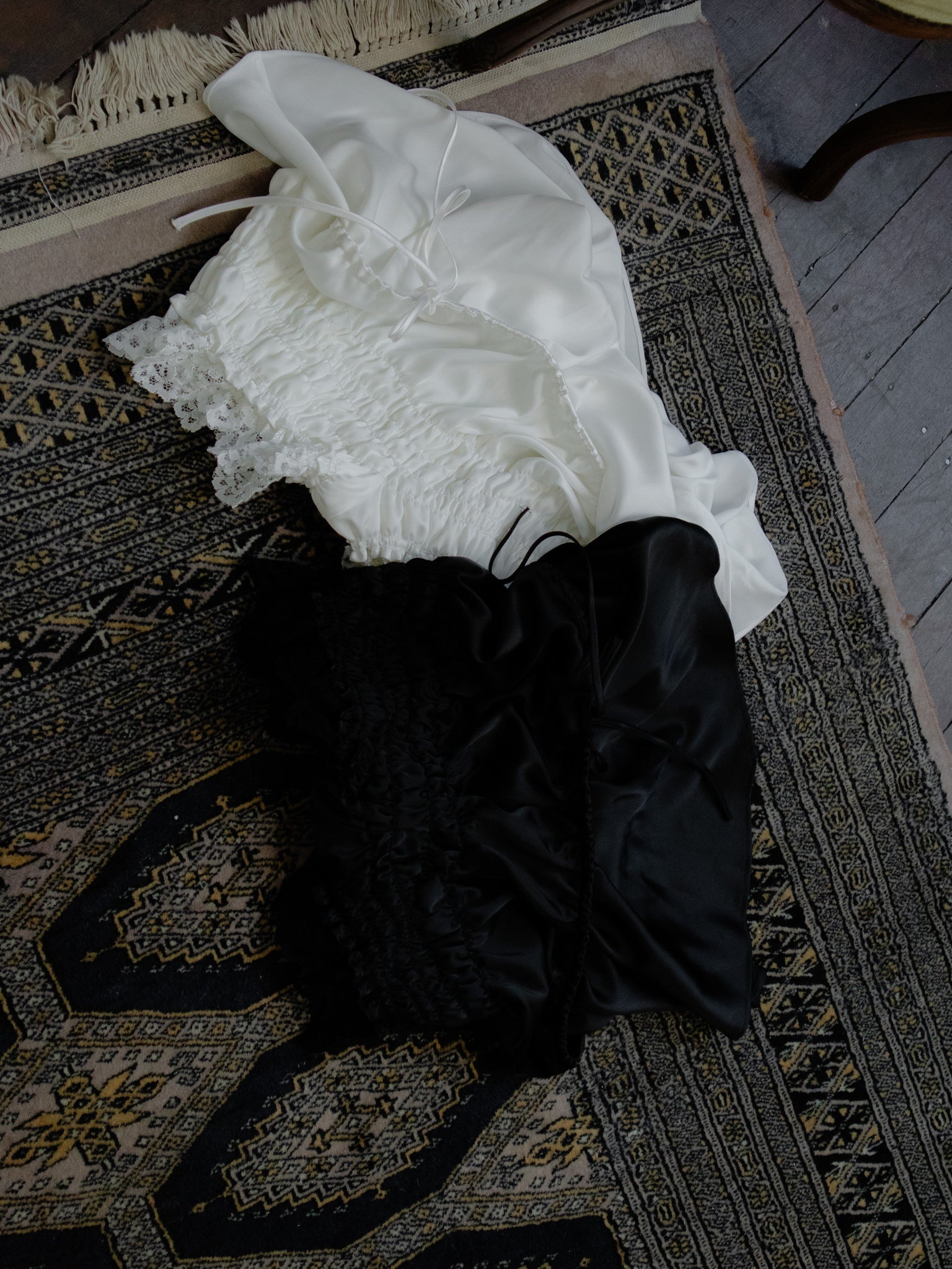Marie Mini Skirt [2 Color]