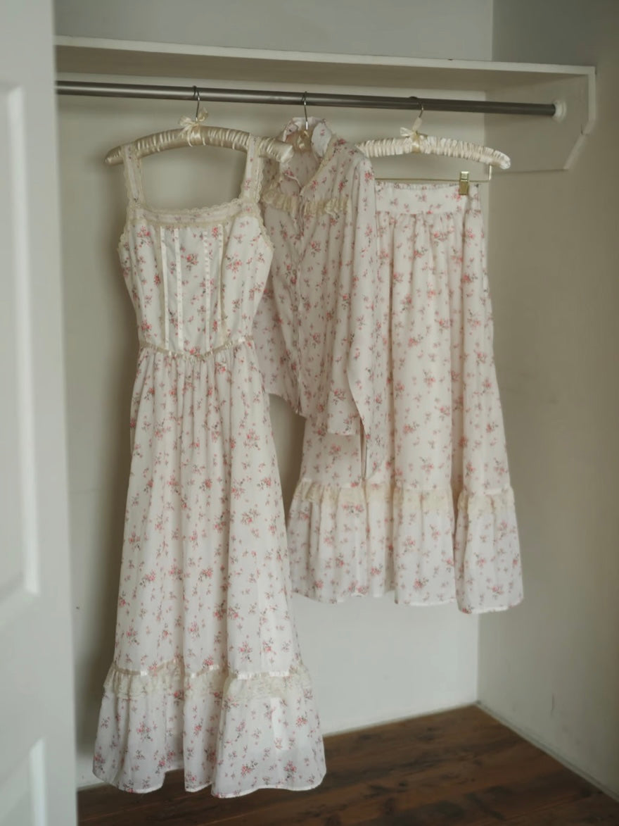 Floral Vintage Like Dress