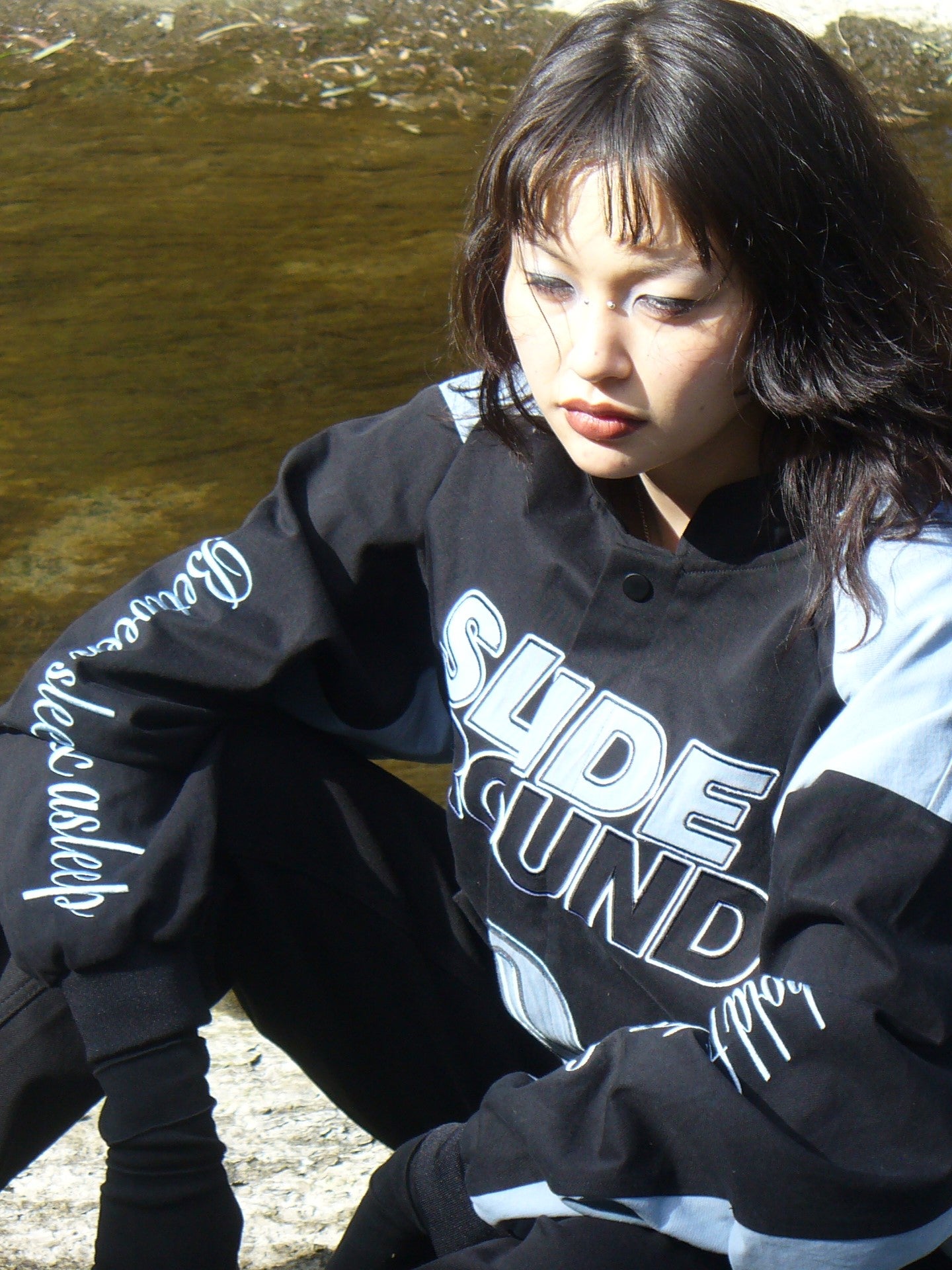 SLIDE AROUND JACKET