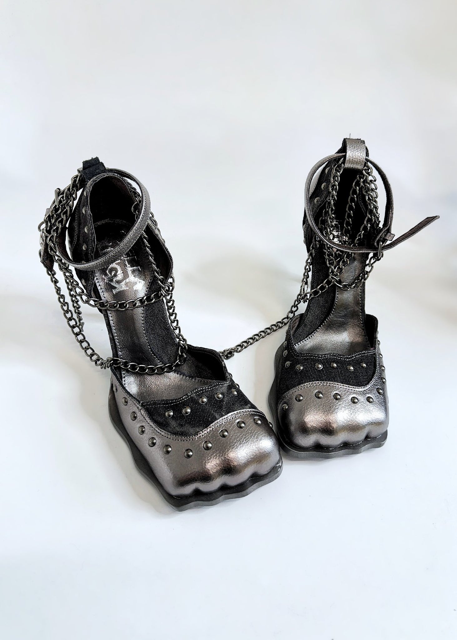 Dark Gray 4 toes Pump