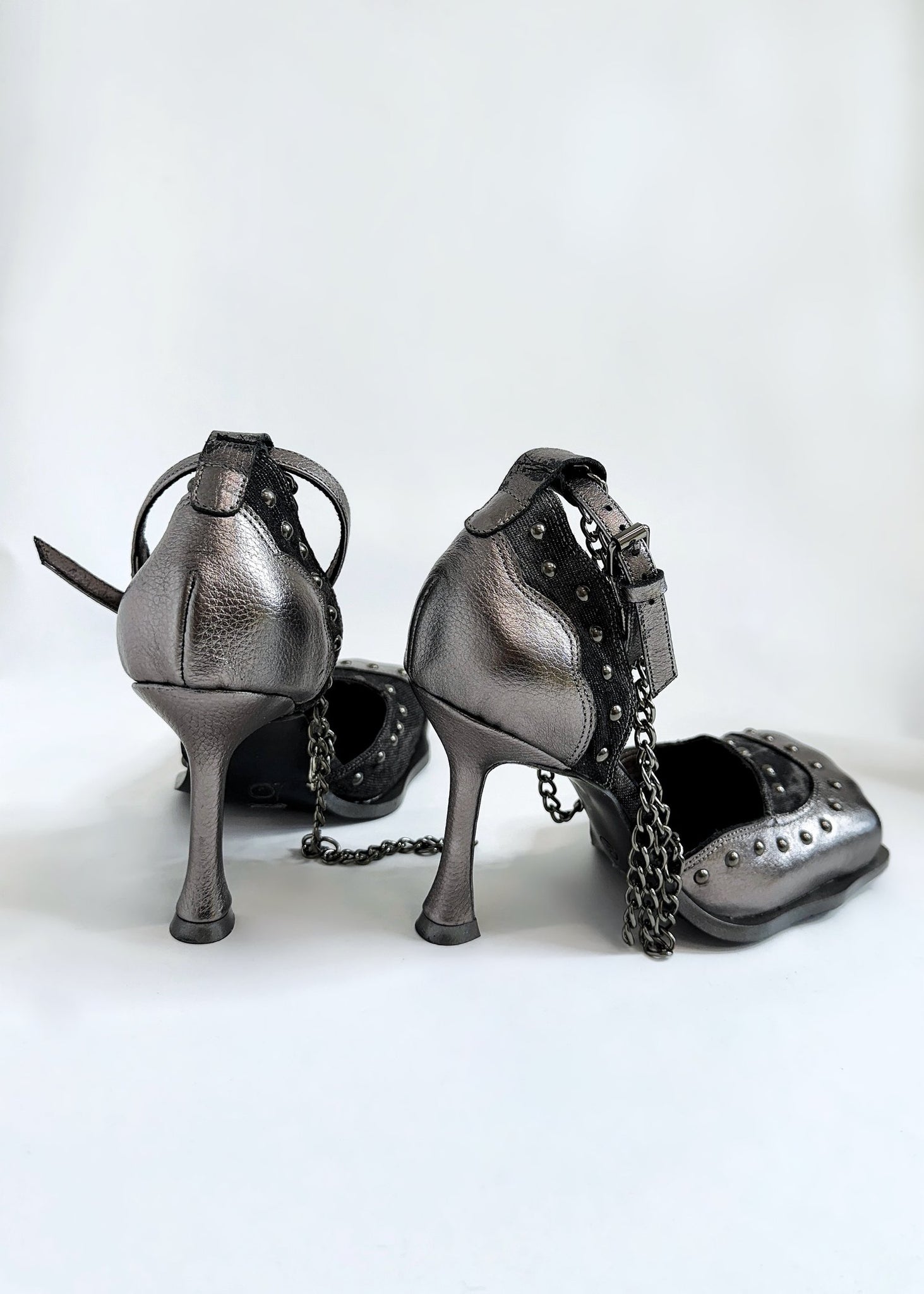 Dark Gray 4 toes Pump