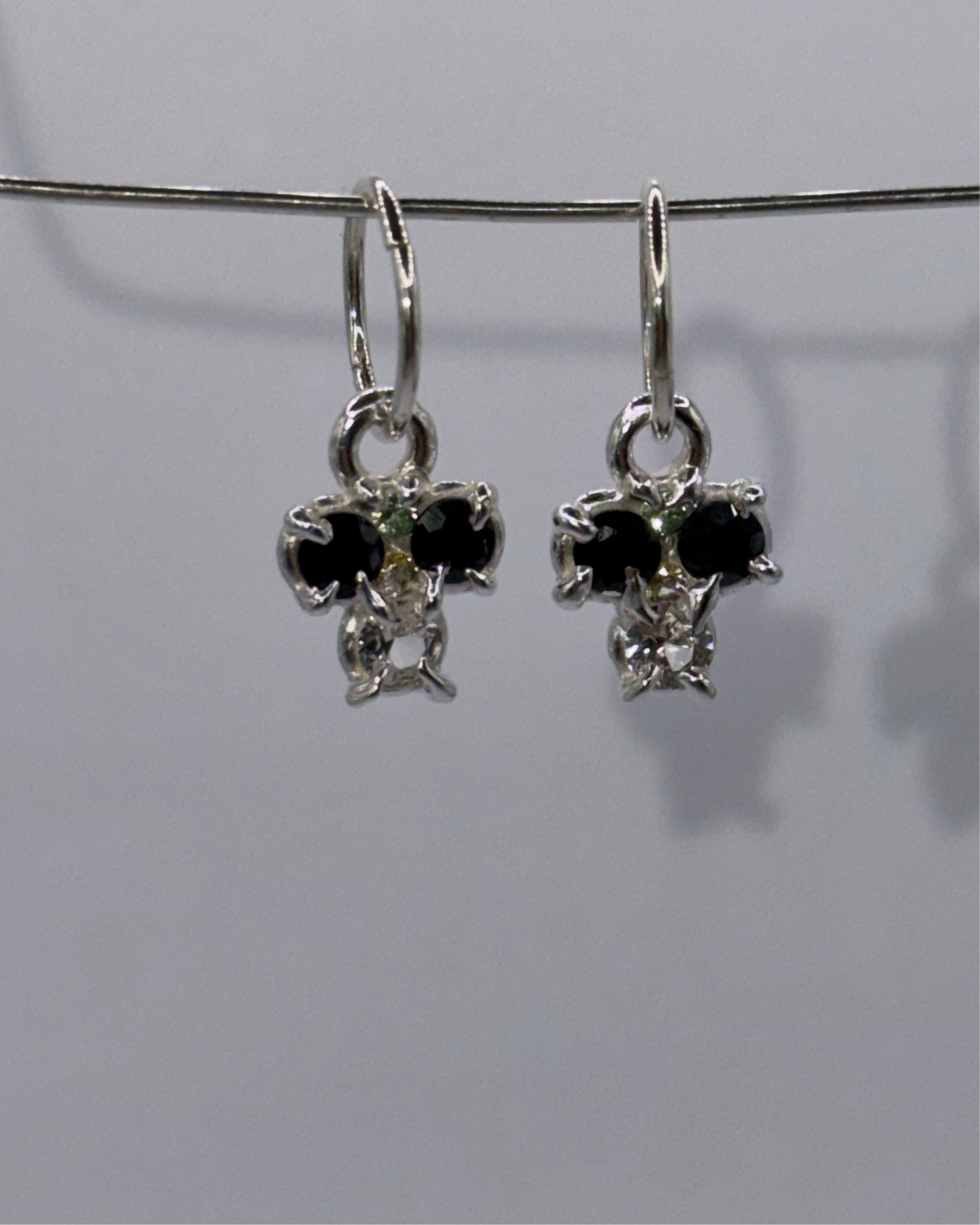 Orchid earrings black/white